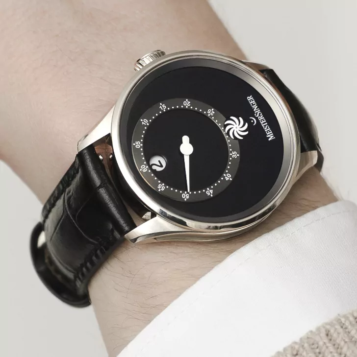 MeisterSinger Panthero Jumping Hour 