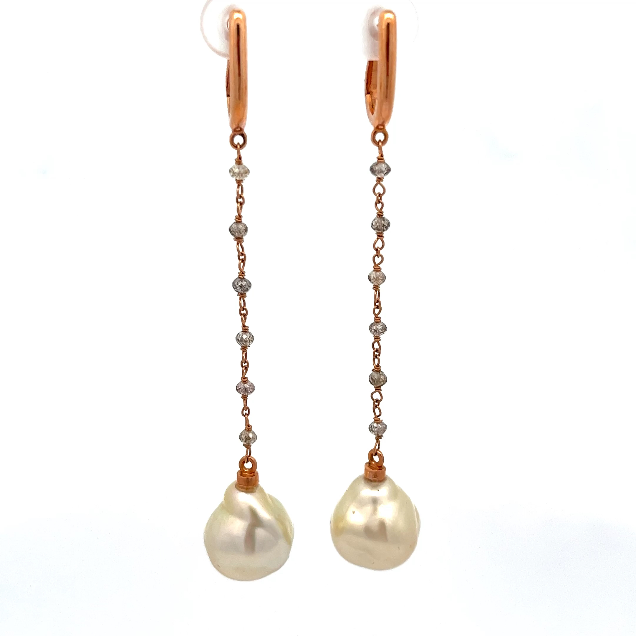 Ohrringe mit Diamanten und Keshi Perle 