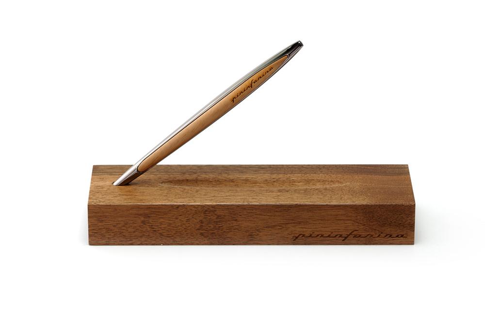 PININFARINA CAMBIANO NERO LUCIDO