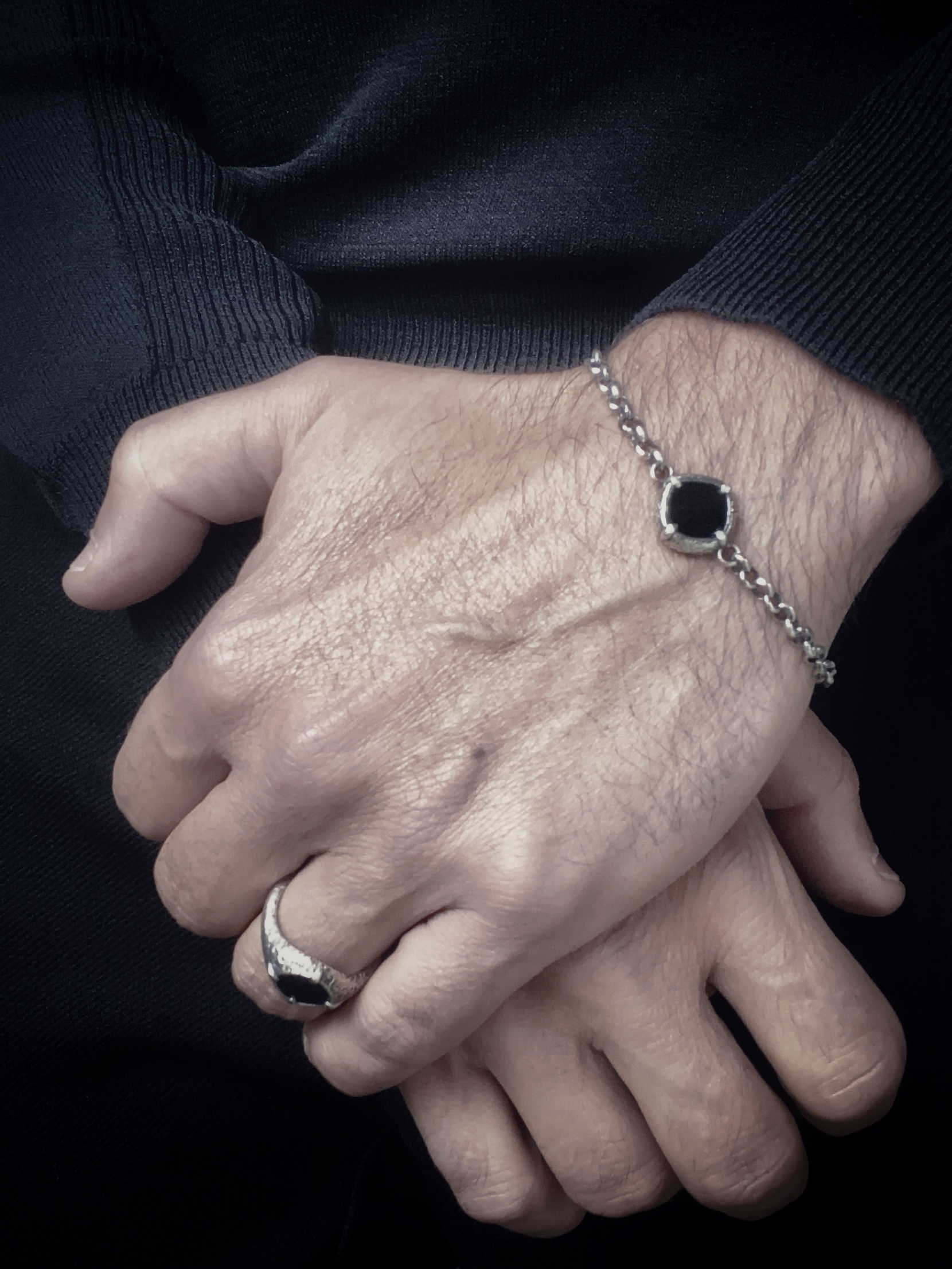 Bracciale OSKURA con onice nero