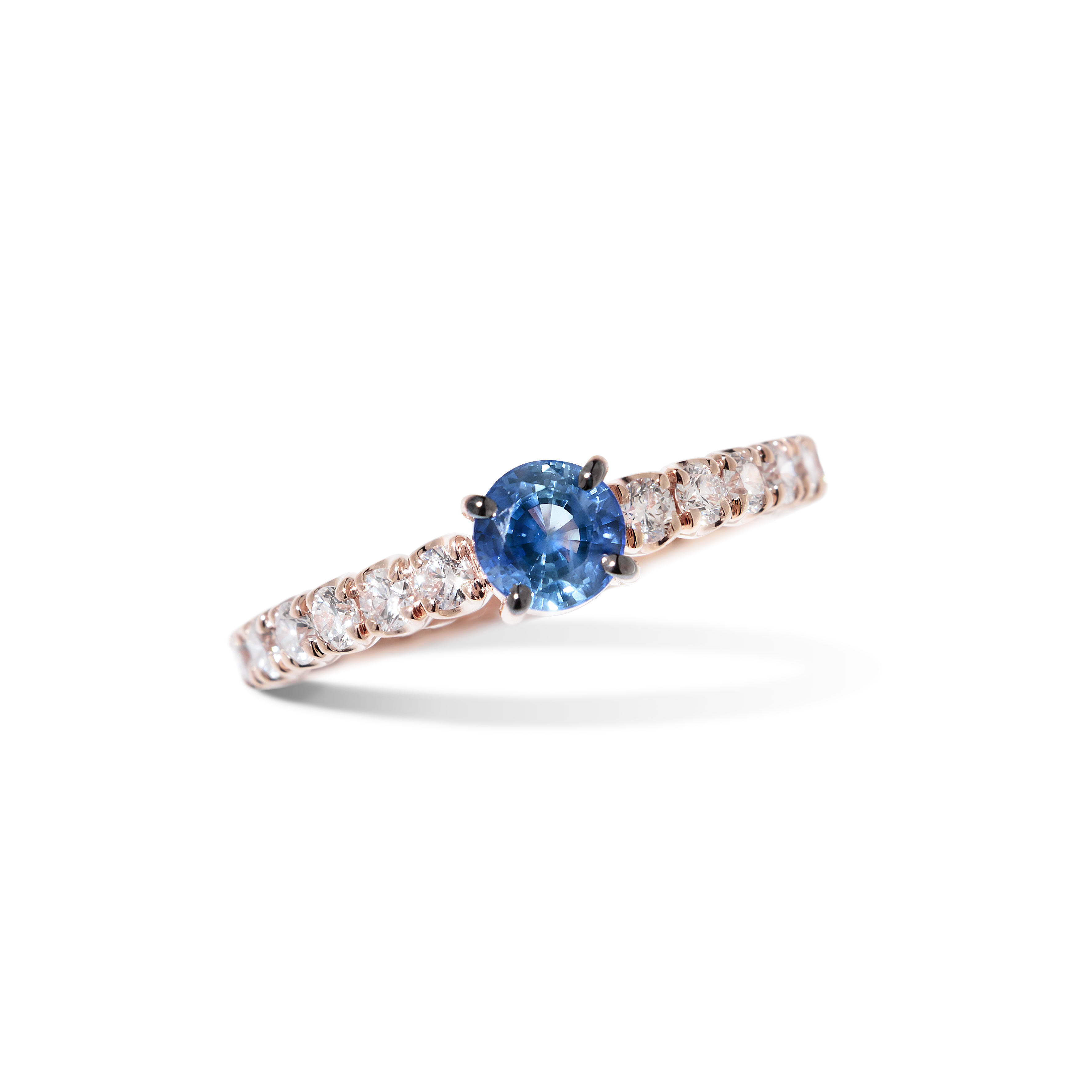 Ring Fiore Archetti blauem Saphir und weisse Diamanten  