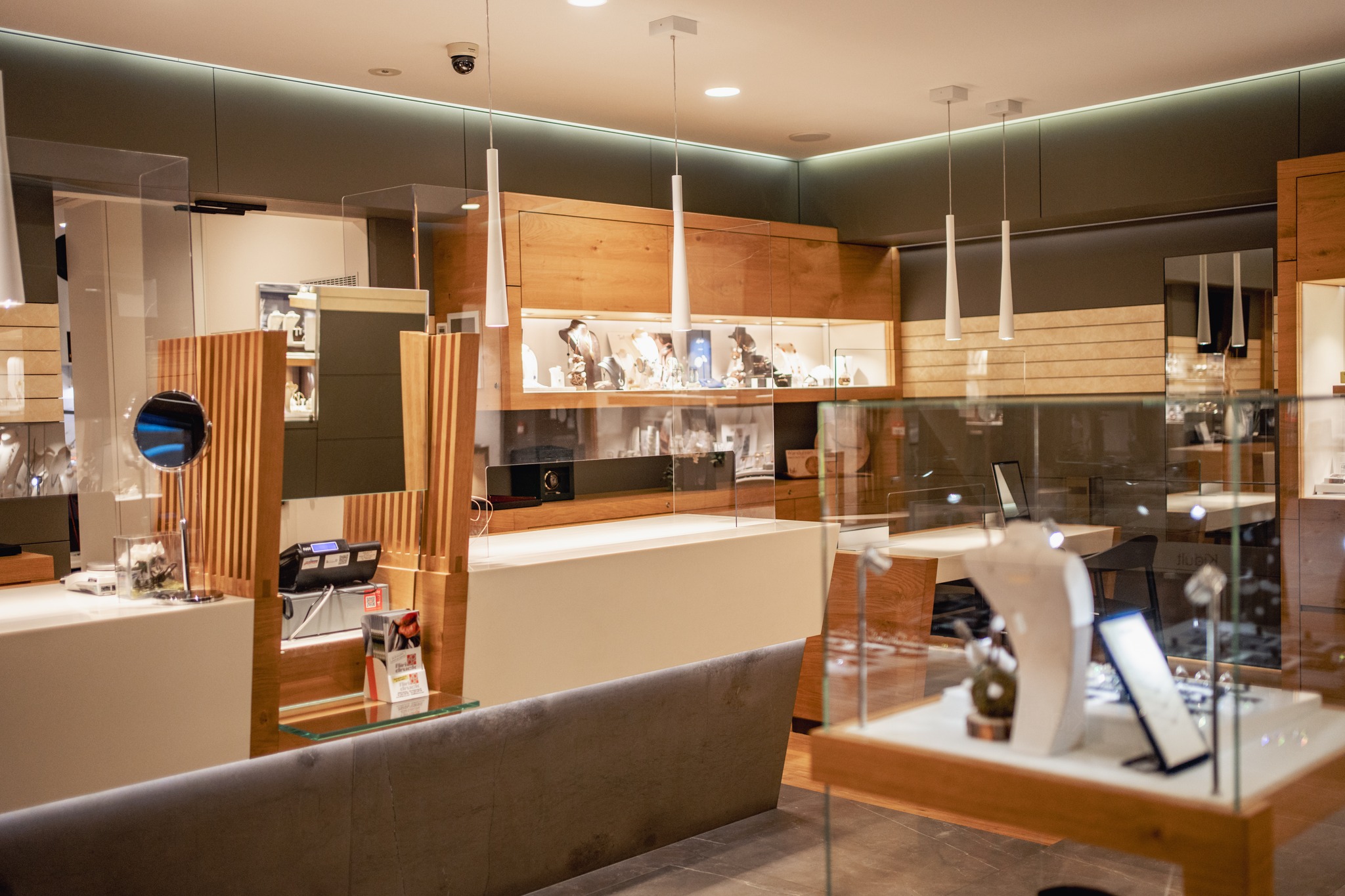 320978302_904973884252755_2089009873757903611_n